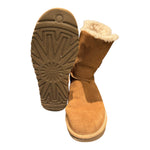 Load image into Gallery viewer, Uggs Brown Boots, 9
