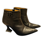 Load image into Gallery viewer, John Fluevog Black Shoes, 7.5
